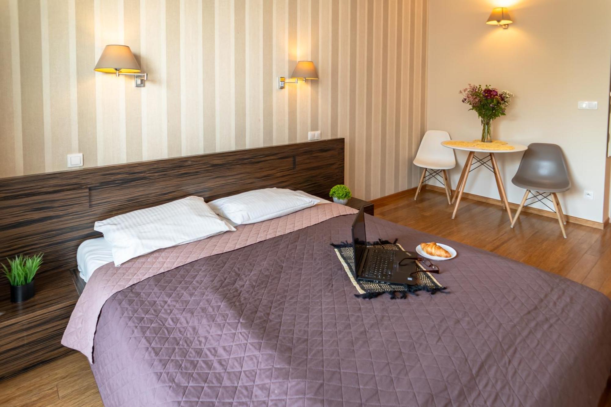 Apartamenty Triton Park วอร์ซอ ภายนอก รูปภาพ