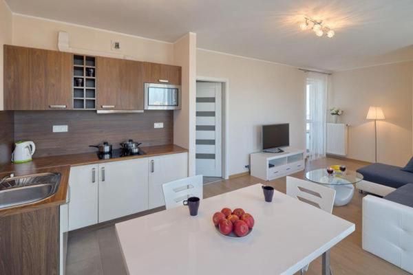 Apartamenty Triton Park วอร์ซอ ภายนอก รูปภาพ